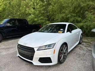 Audi 2018 TTS