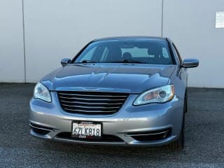 Chrysler 2013 200