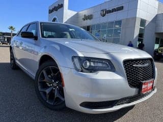 Chrysler 2023 300