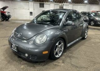 Volkswagen 2004 New Beetle