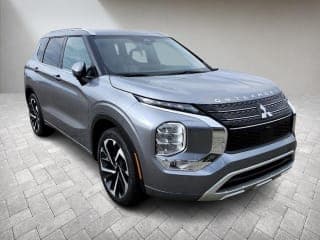 Mitsubishi 2022 Outlander