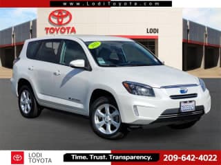 Toyota 2013 RAV4 EV