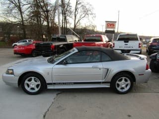 Ford 2003 Mustang