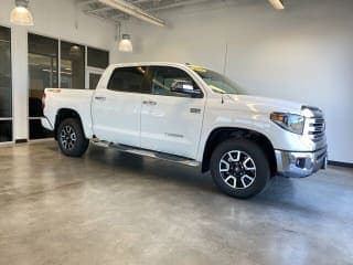 Toyota 2019 Tundra