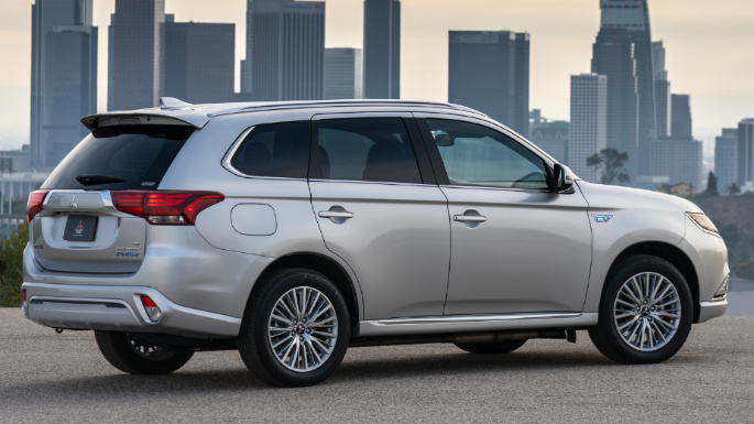 2020-mitsubishi-outlander-image-5