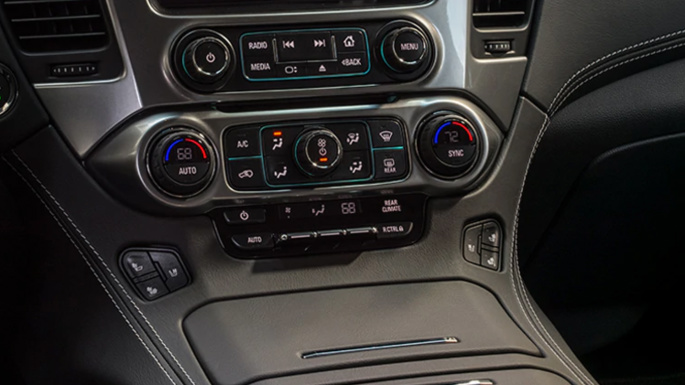 2020-chevrolet-suburban-image-14