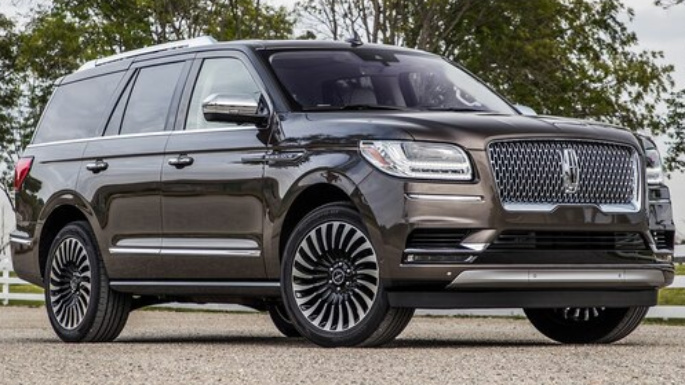 2021-lincoln-navigator-ext