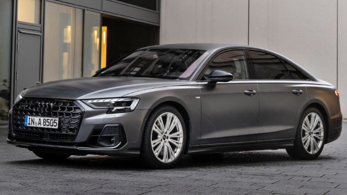 2023-audi-a8-ext
