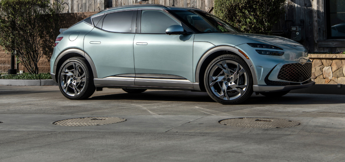 2023 genesis gv60 advanced review