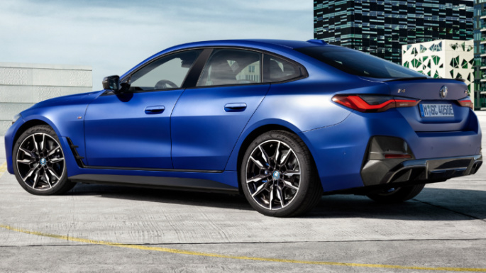 2022-bmw-i4-image-2