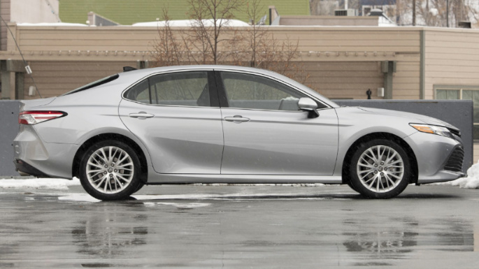 2020-toyota-camry-profile-image