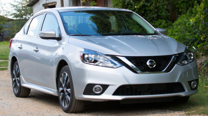 Fotos detalladas del Nissan Sentra sentra 2018 plata Fotos detalladas del Nissan Sentra