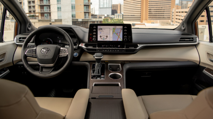 2023-toyota-sienna-safety-image