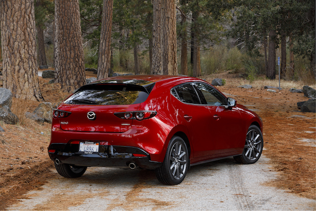 2019-Mazda3-Hatchback 06