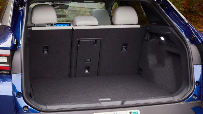 2022-volkswagen-id4-practicality-image
