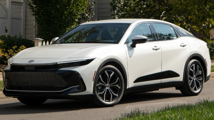 2023-toyota-crown-styling-image