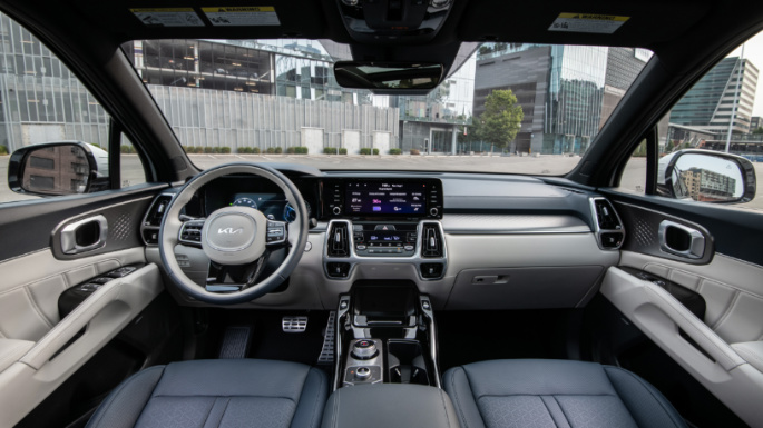 2023-kia-sorento-phev-int