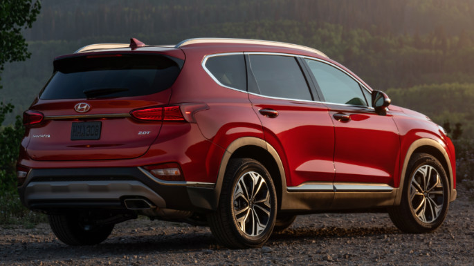 2020-hyundai-santa-fe-overview-image