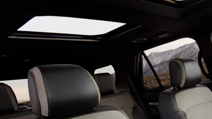 2017-ford-explorer-image-9