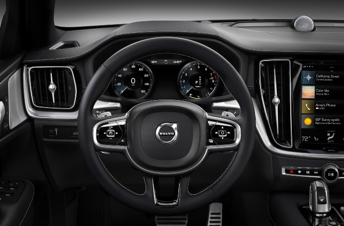 2019-volvo-s60-image-14