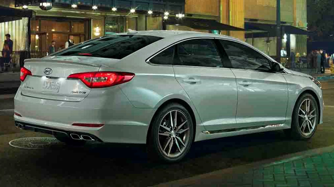 2017-hyundai-sonata-image-2