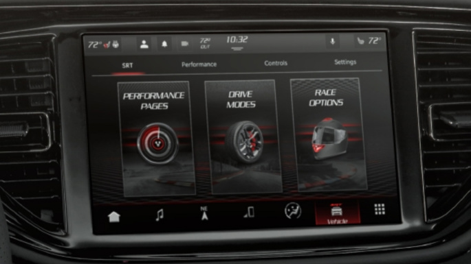 2024 Dodge Durango Hellcat Infotainment (Tech)