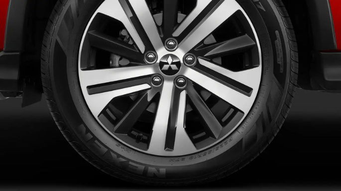 2020-mitsubishi-outlander-sport-image-15