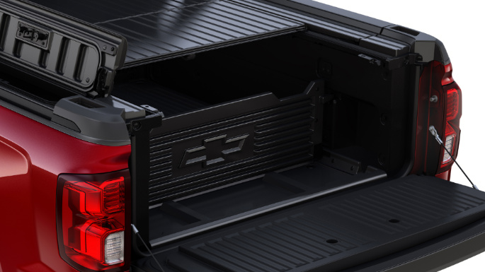 2018-chevrolet-silverado-practicality-image