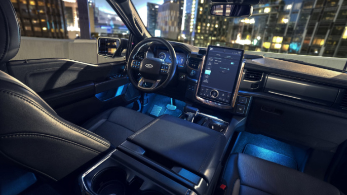 2023-ford-f150-lighnting-safety-image