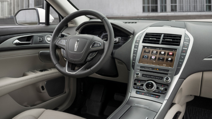 2020-lincoln-mkz-int