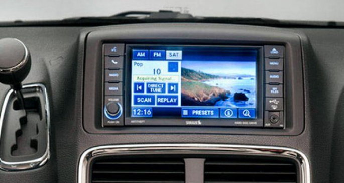 2019-dodge-grand-caravan-navigation-image