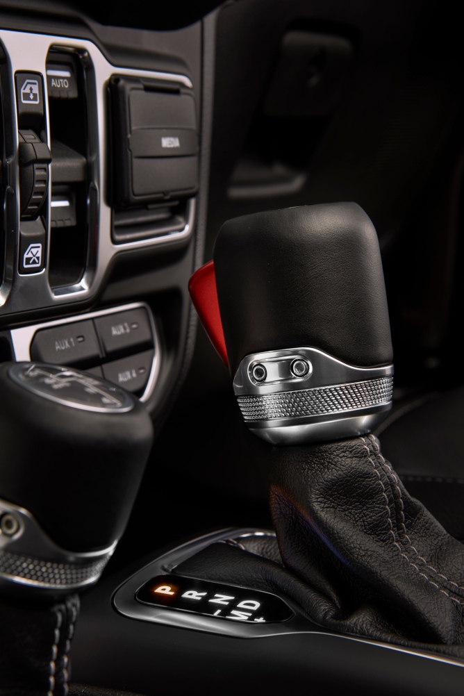 2019-jeep-wrangler-image-10