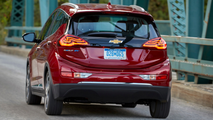 2020-chevrolet-bolt-image-5