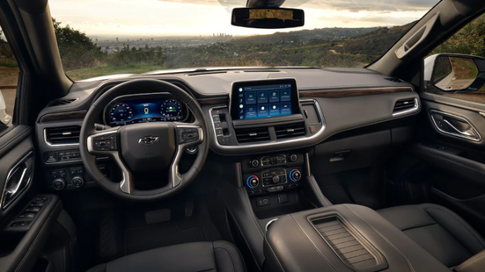 2023-chevrolet-tahoe-int