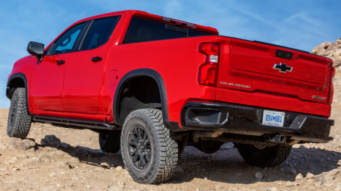 2022-chevrolet-silverado-image-5