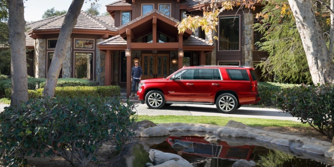 2019-chevy-tahoe-image-3