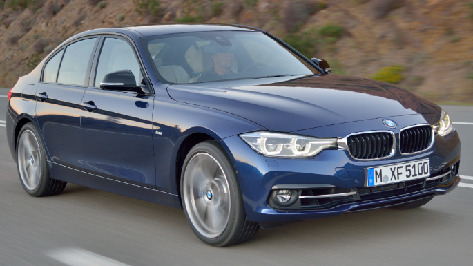 2017-bmw-3-series-driving-image