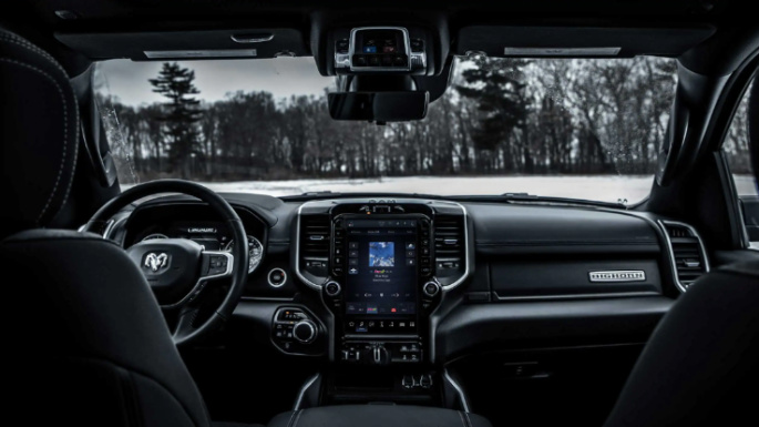 2023-ram-1500-int