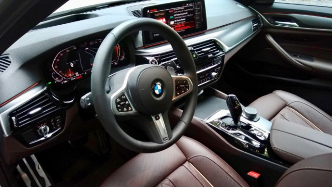 2021 BMW 5 Series Test Drive Review lookAndFeelImage