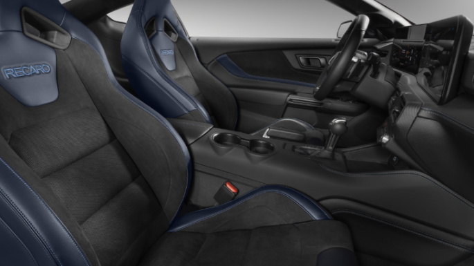 2025 Ford Mustang Interior