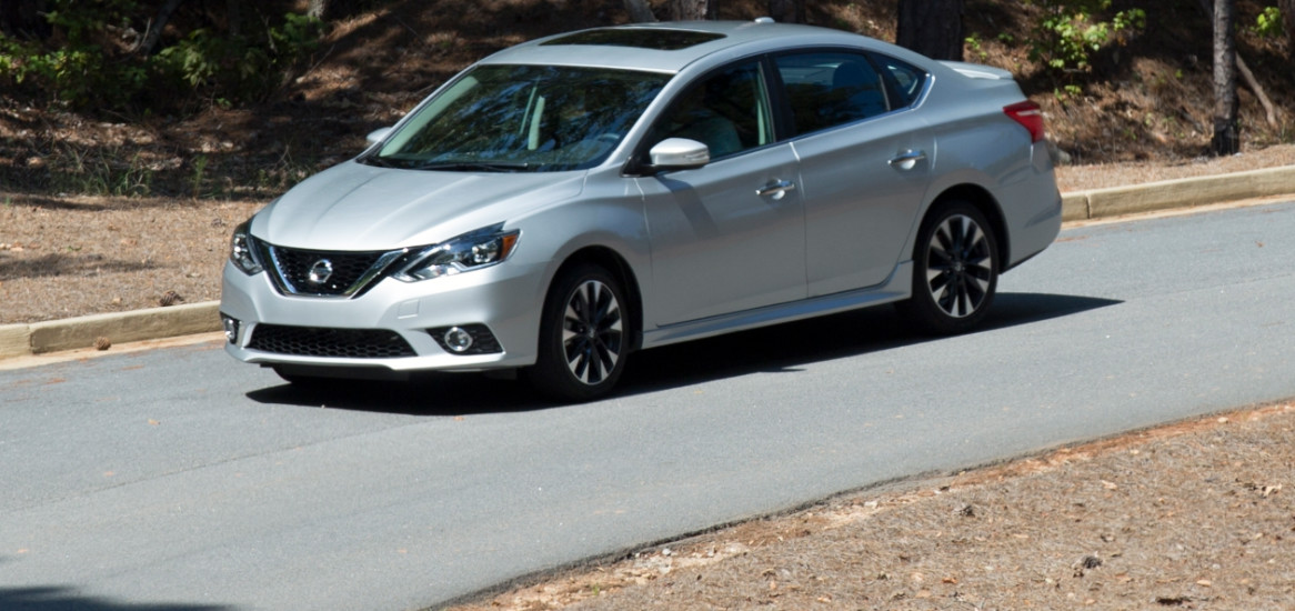 Fotos detalladas del Nissan Sentra sentra 2018 plata Fotos detalladas del Nissan Sentra