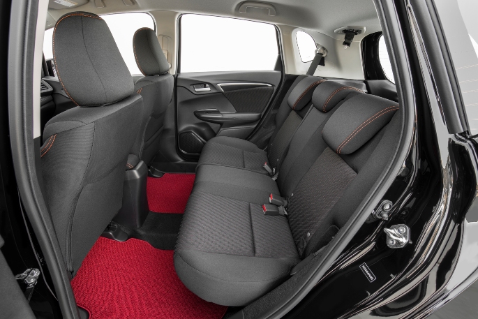 2019-honda-fit-image-8