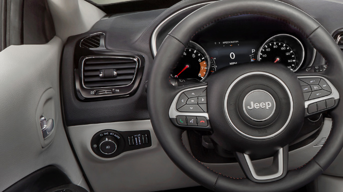 2018-jeep-compass-image-12