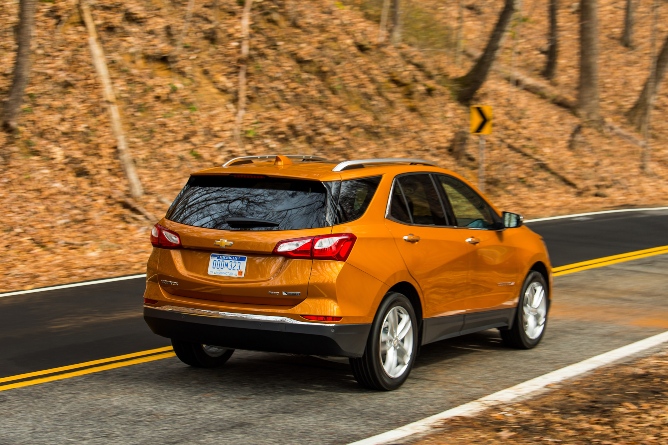 2019-chevy-equinox-exterior-2