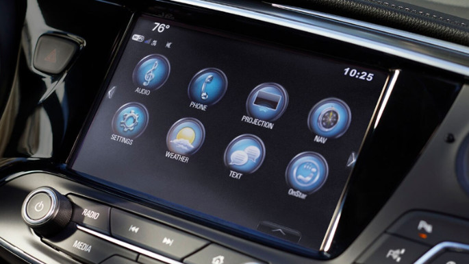 2020-buick-envision-tech-image