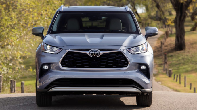 2021-toyota-highlander-image-4