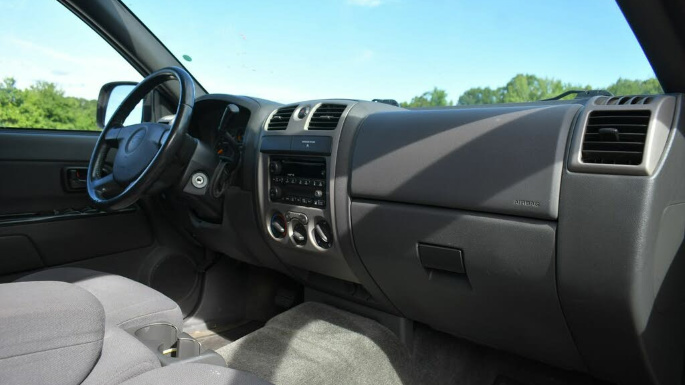 2006-chevrolet-colorado-int