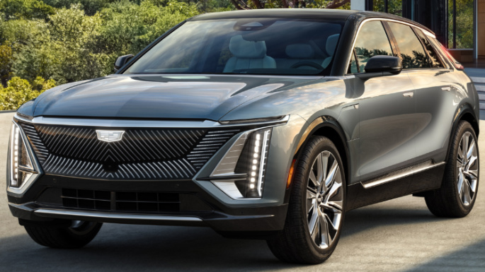 2024 Cadillac Lyriq Front Left Side (Styling)