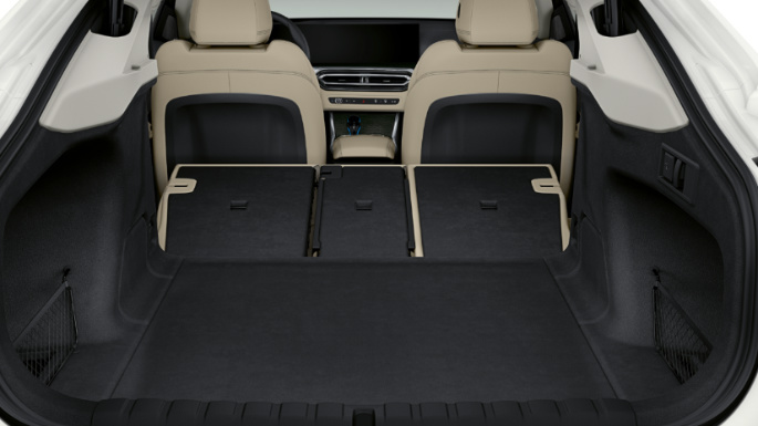 2022-bmw-i4-image-10