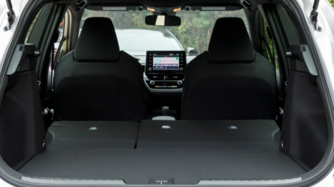 2018-toyota-corolla-image-10